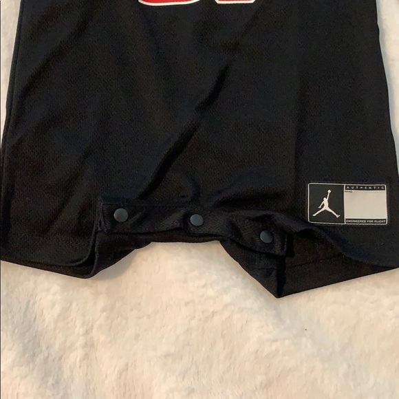 [ Air Jordan ] Black & Red Onesie 23 NWT - Picture 5 of 7